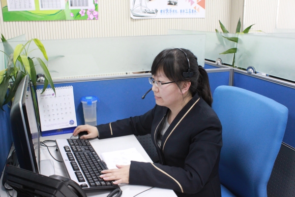 南航北京呼叫中心多舉措 保障兩會(huì)代表抵京