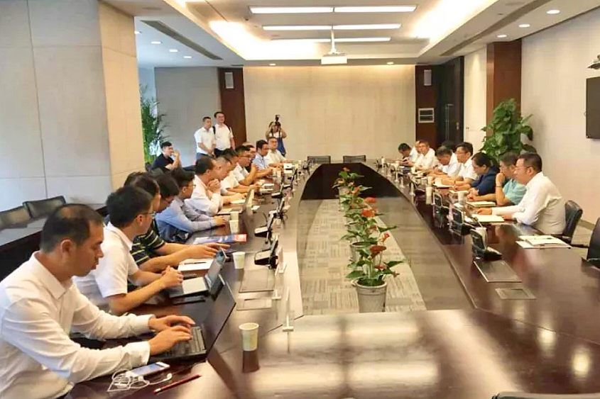 說明: F:4.文章撰寫20180907參加西安高新區(qū)會議2018090515092215509.png